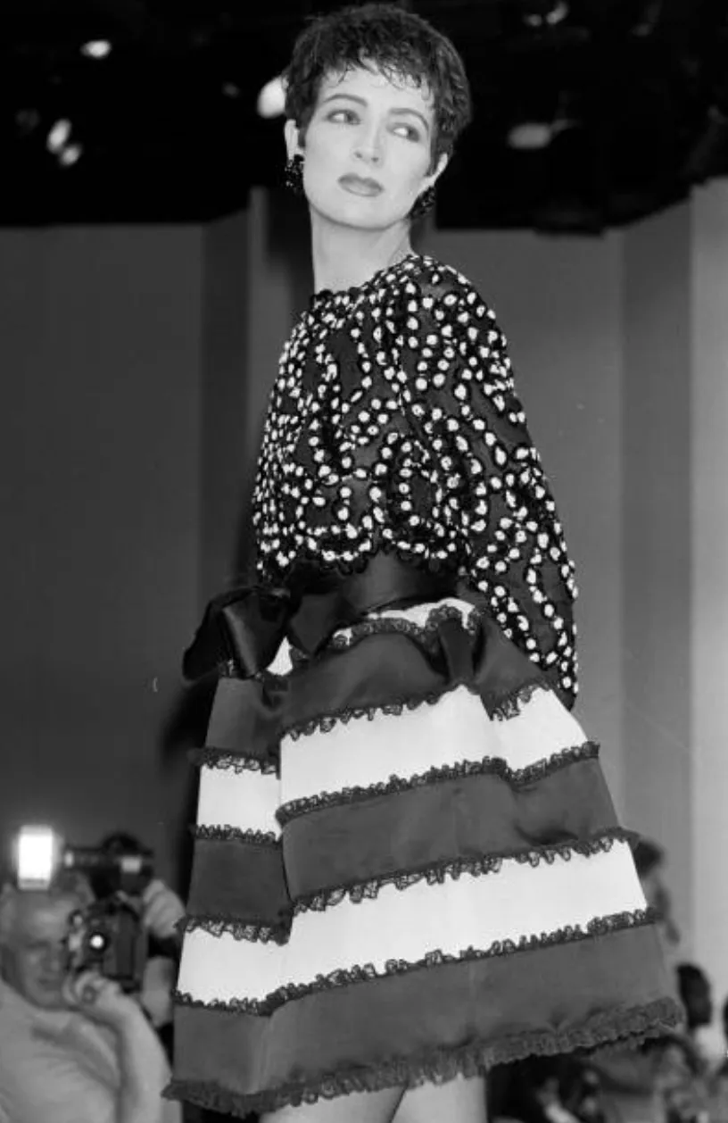 Spring 1988 Bill Blass Sequin Bodice w Ribbon Rosettes Black & White Silk Organza Dress