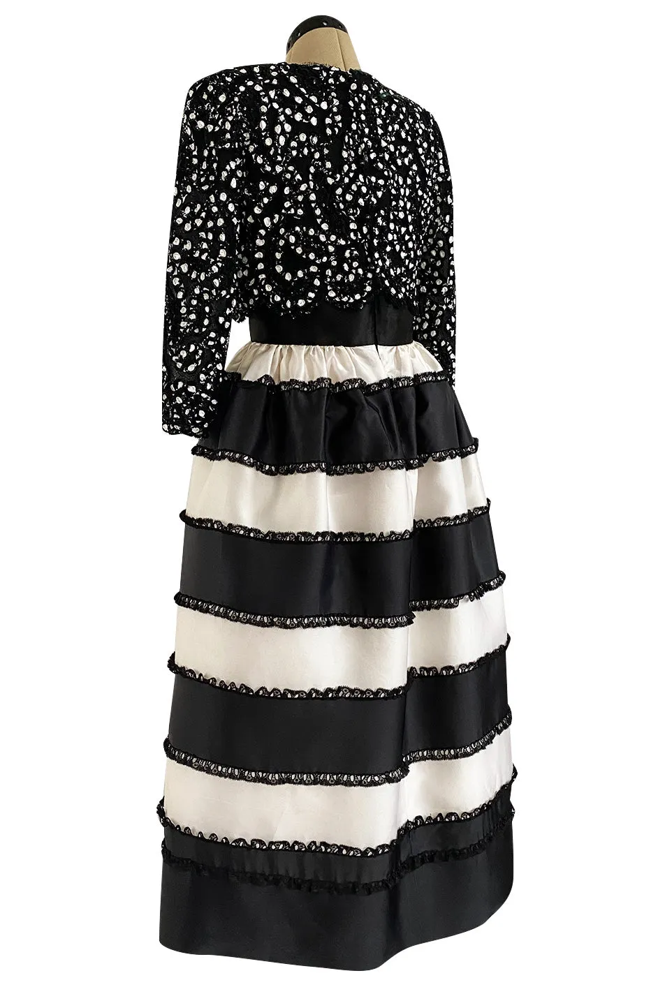 Spring 1988 Bill Blass Sequin Bodice w Ribbon Rosettes Black & White Silk Organza Dress