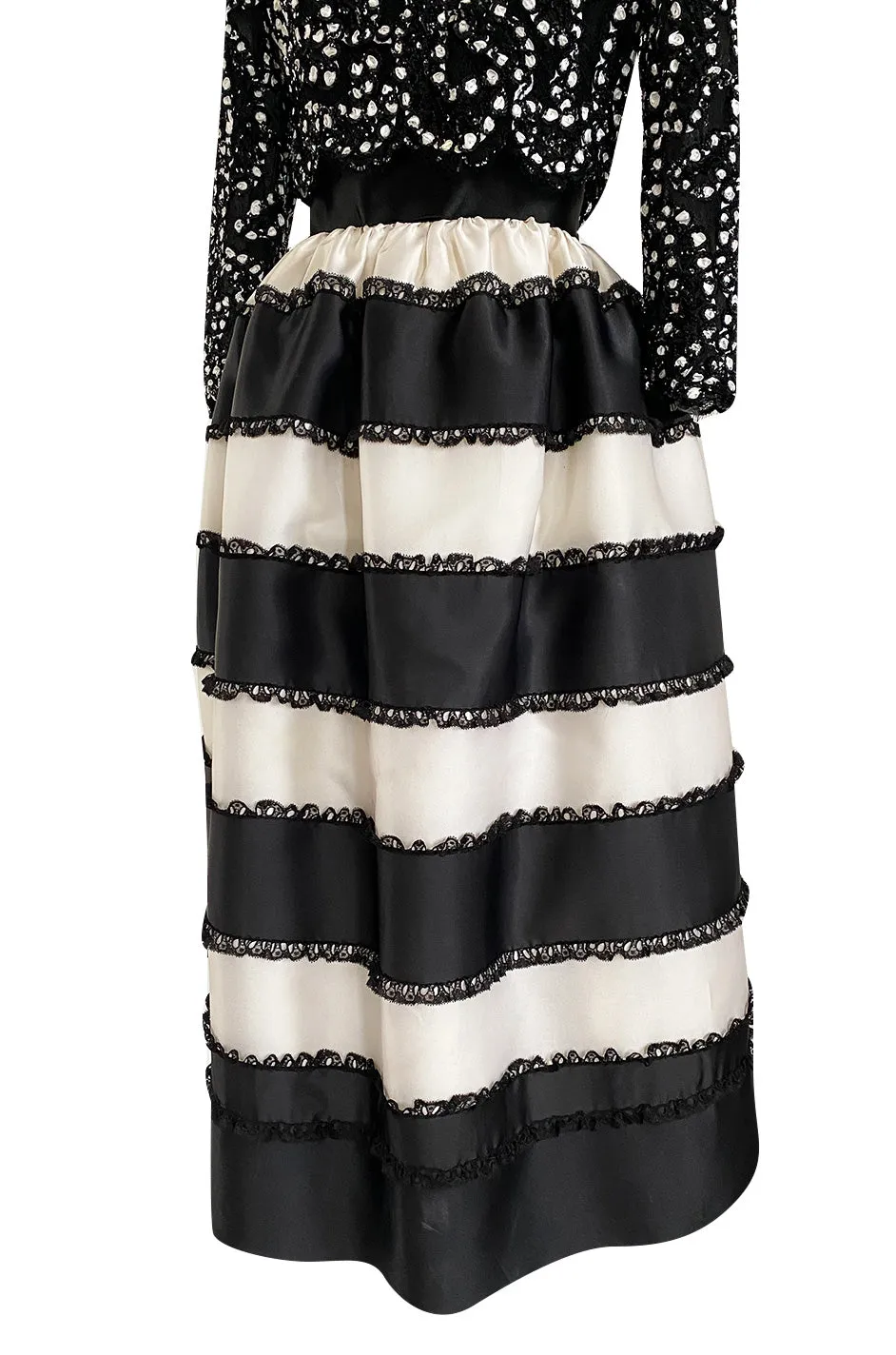 Spring 1988 Bill Blass Sequin Bodice w Ribbon Rosettes Black & White Silk Organza Dress