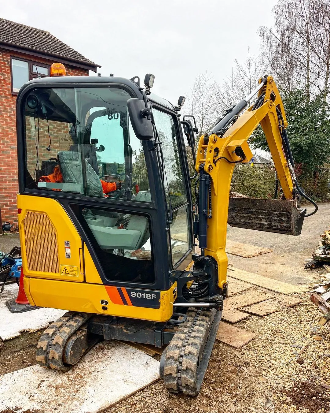 STB-1 Scandinavian Excavator Tilting Ditching Bucket - 1-2 Tonne