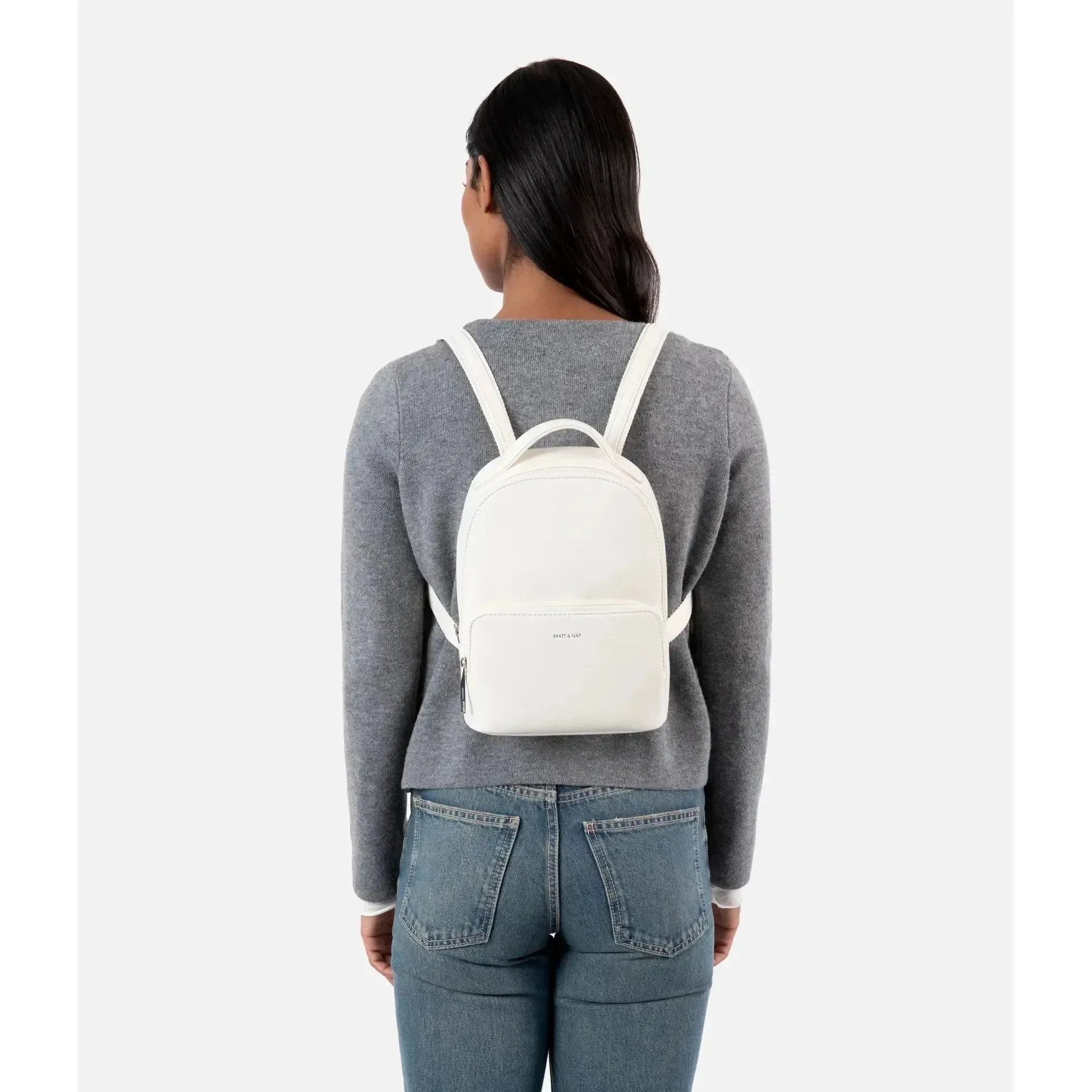 THEME BACKPACK