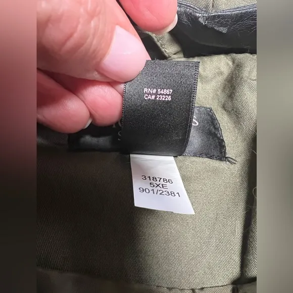 Victoria’s Secret Stylish Olive Green Jacket with Black Sleeves