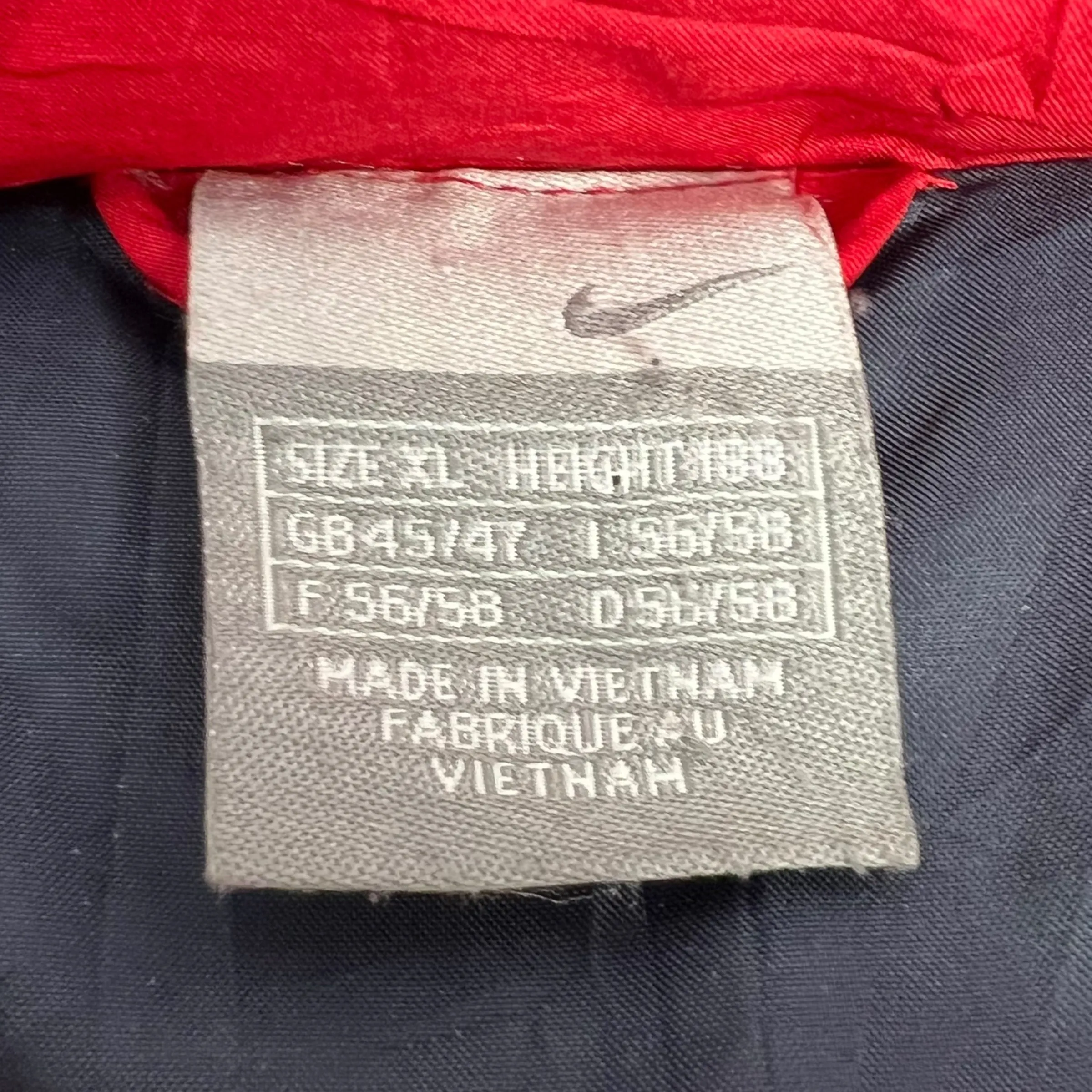 Vintage Nike Side Swoosh Classic Puffer Jacket - Red/Black Winter Coat