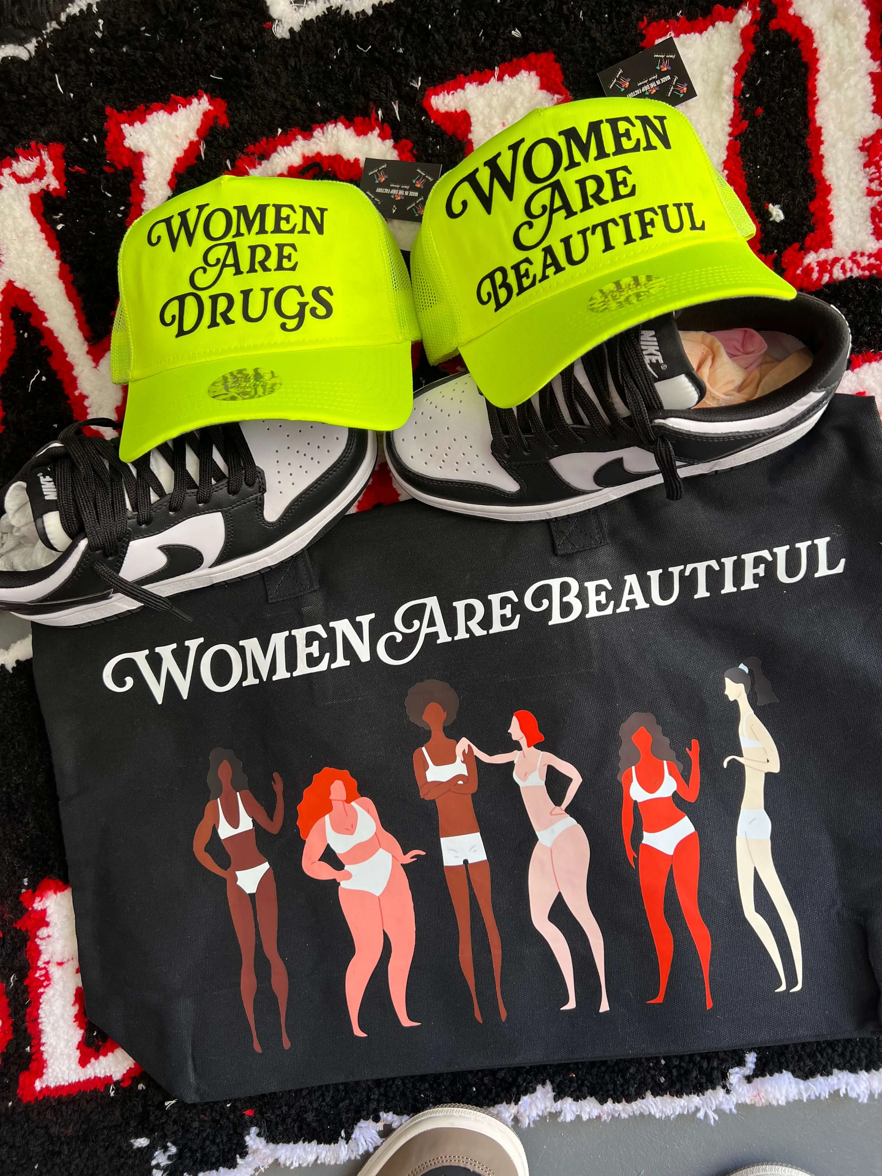 Women Are Beautiful (ACS) | Tote Zippered Closure