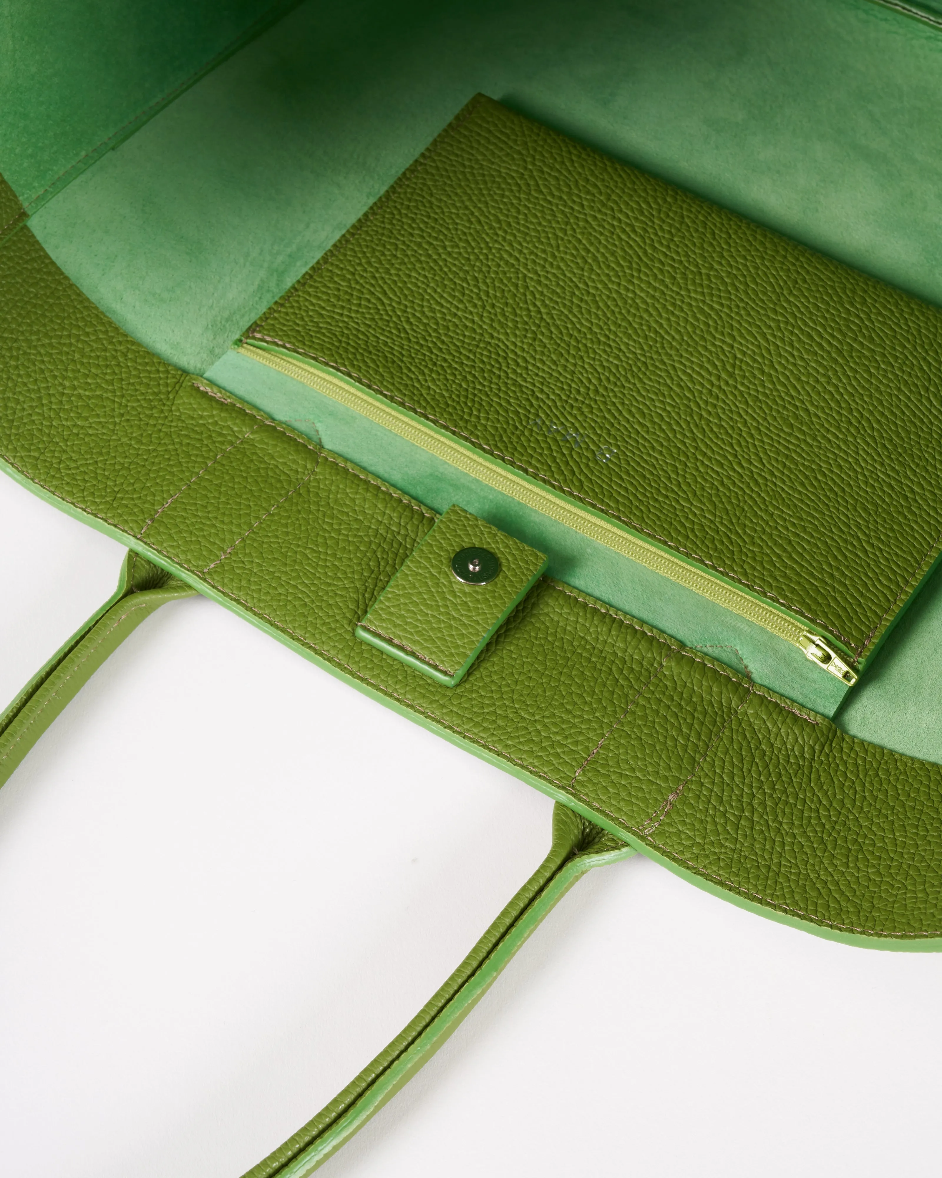 xl pocket tote - leaf calf