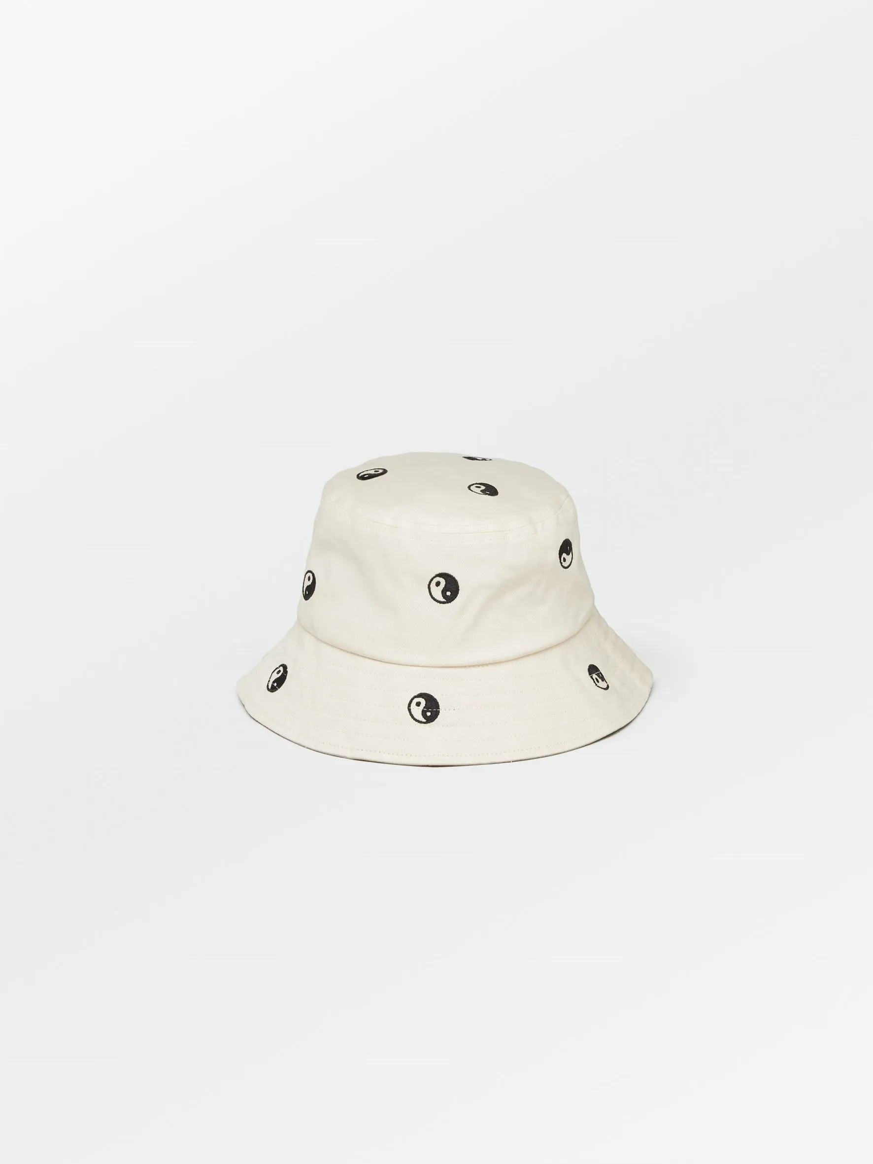 Yinga Bucket Hat