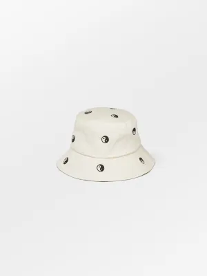 Yinga Bucket Hat